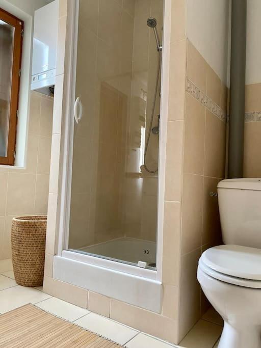 Le Cosy Troyen Secteur Calme 4 Personnes Parking Prive Daire Troyes Dış mekan fotoğraf